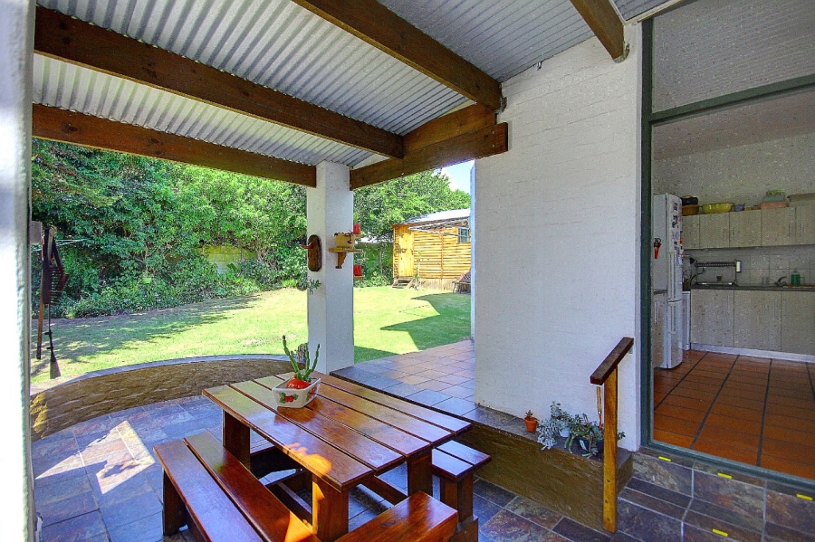 5 Bedroom Property for Sale in Herolds Bay Western Cape